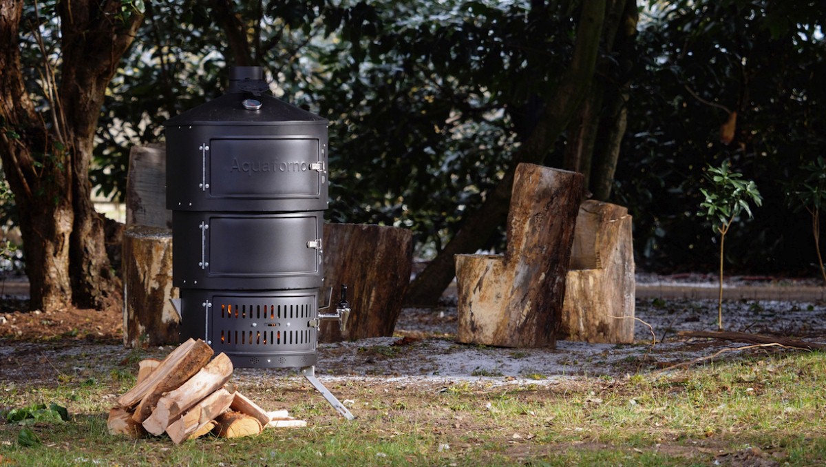 BBQ, Stove, Kettle, Pizza Oven! The Aquaforno does it all and makes compact living and eating adventurous