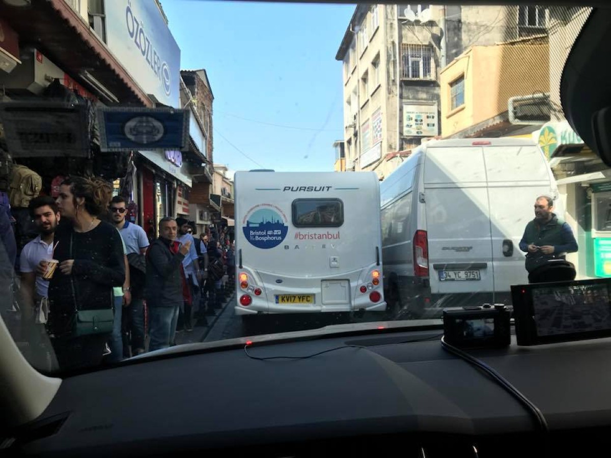 Ever wondered what towing round the backstreets of Istanbul was like?