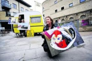 The Caravan Gallery has displayed art across the country and now it has come to Oxford