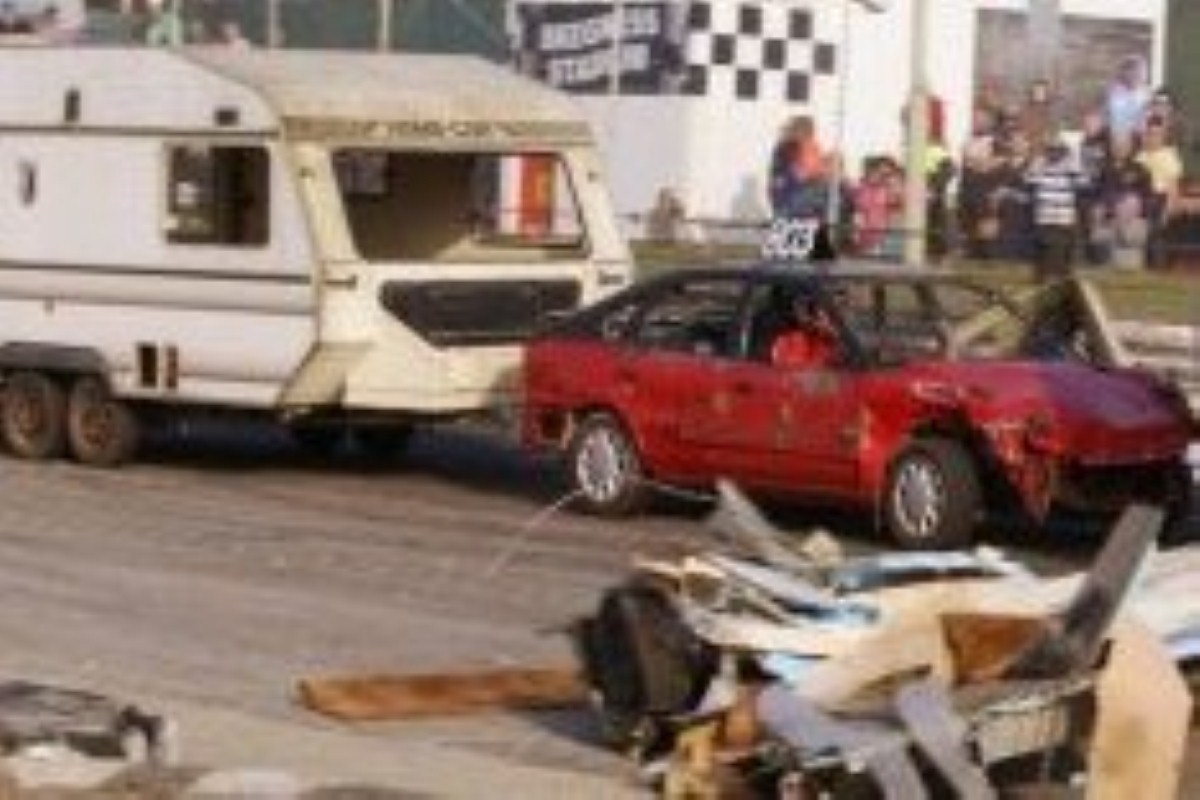 The tourers involved in this race have seen better days