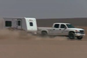The world's fastest caravan speeds through the desert