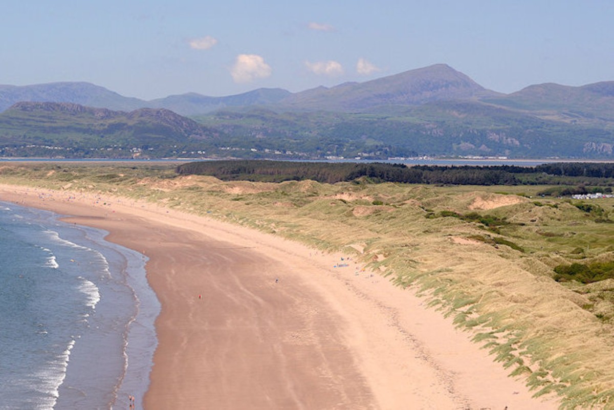 The park is already situated nest to a beautiful coastline - now it is famous for its loo's as well