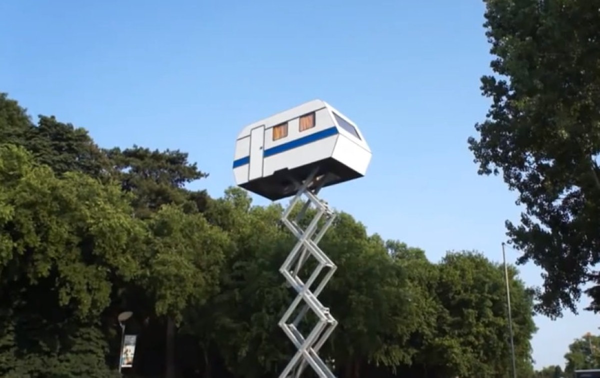 To boldly go where no caravan has been before