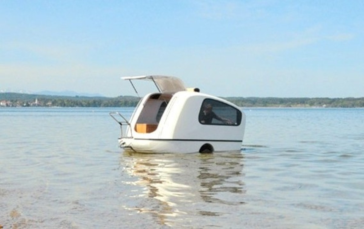 The Sealander allows its owners to enjoy perfect holidays on land and water