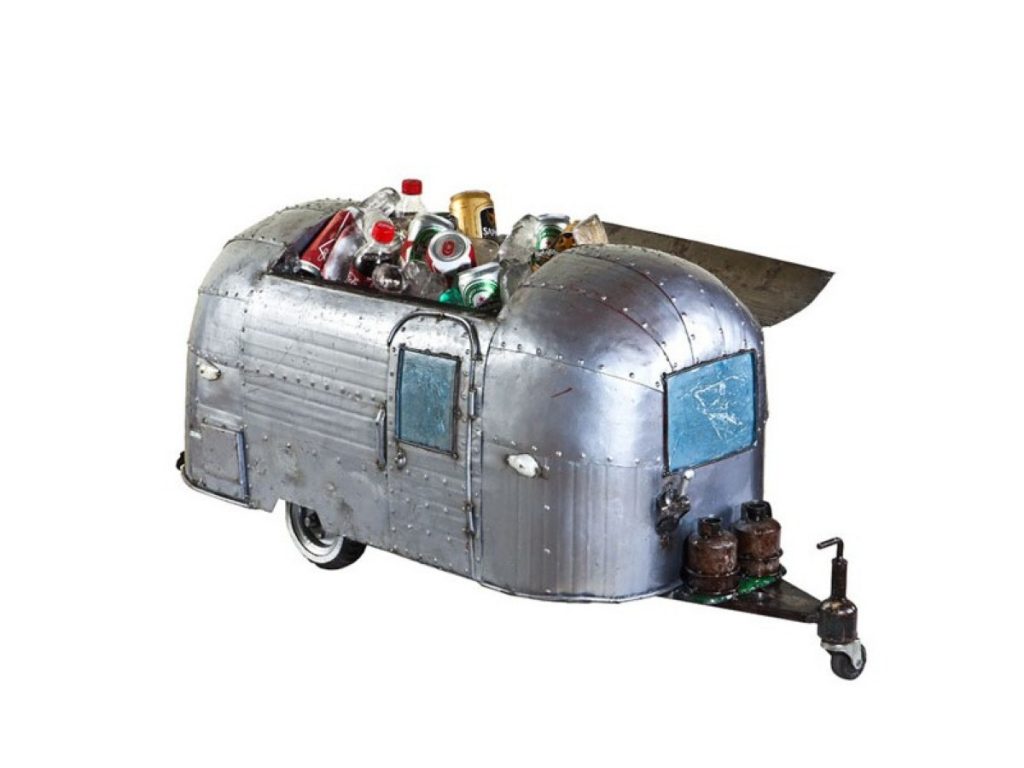 GIFT GUIDE The essential Christmas guide for caravanners