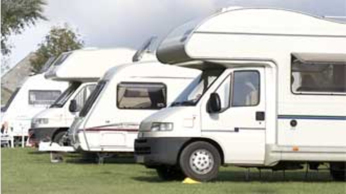Caravans vs Motorhomes