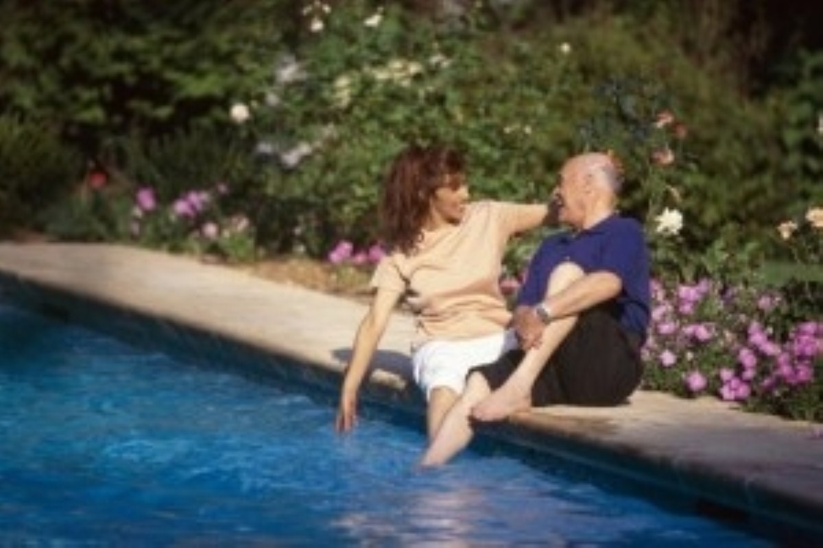 Woodhall Spa celebrates community takeover of caravan site