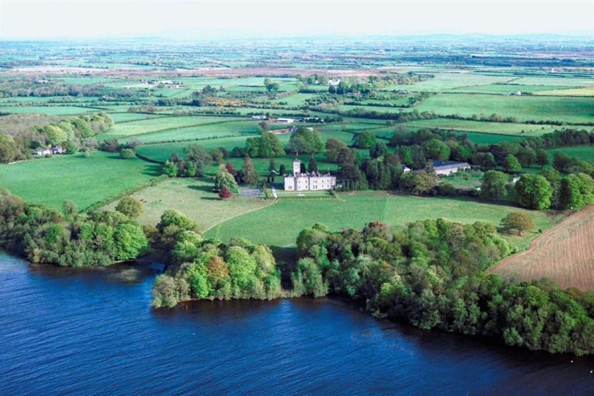 Ireland offers miles of beautiful natural landscape just waiting to be explored