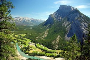 Parts of Canada are known for their breathtaking vistas and stunning wild landscapes