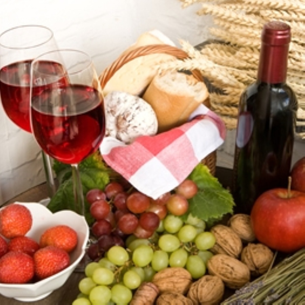 Local food and drinks producers will be exhibiting their wares