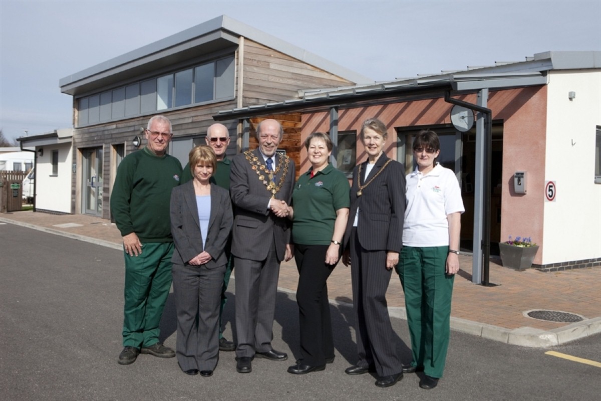 The Mayor and Mayoress of Chesterfield with staff from Poolsbrook Caravan Club site