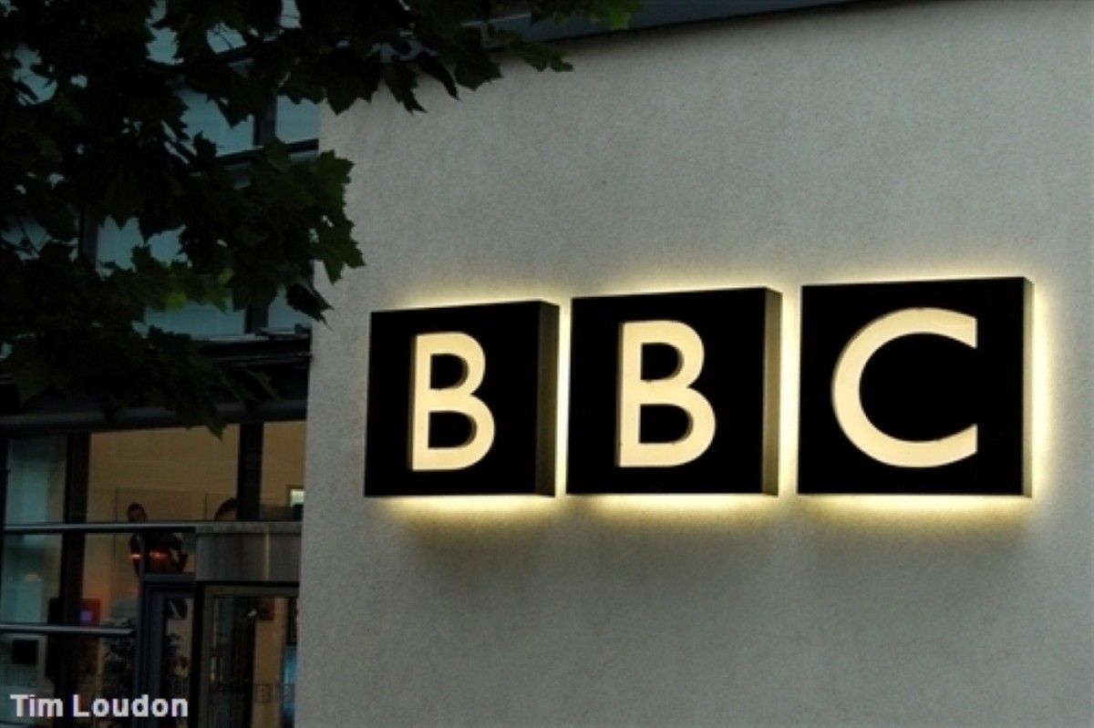 BBC's The One Show airs the last in their History of the Holiday series