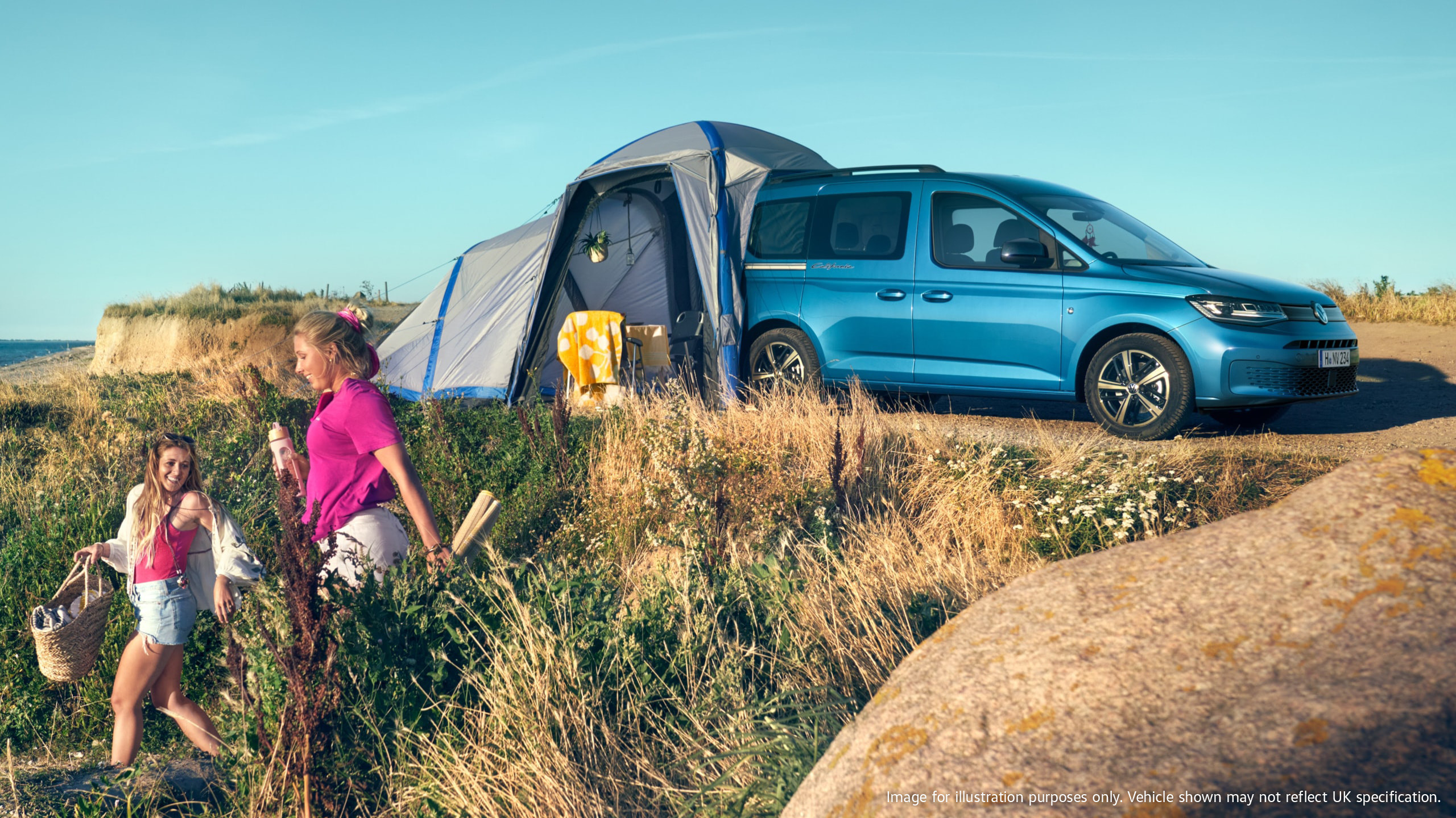 Caddy California with tail-tent attached